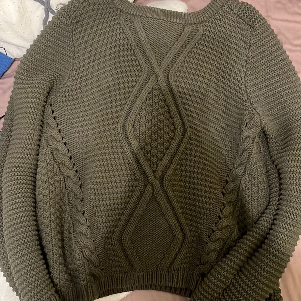 Lightly worn knit sweater